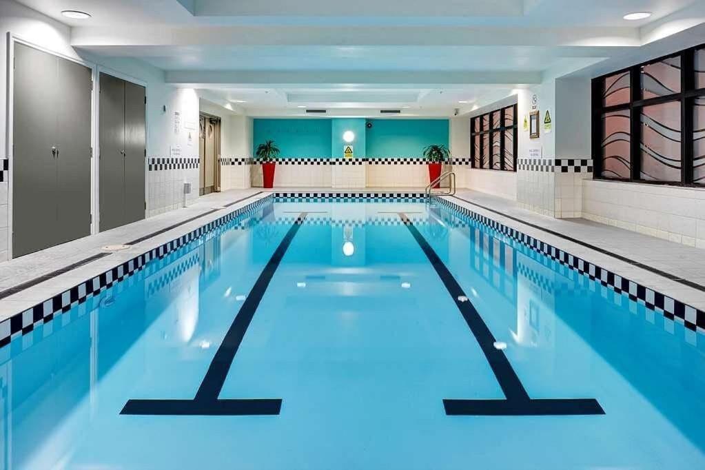 Highrise Studio Apartment W/ Ac, Pool & Gym In Auckland Cbd Bagian luar foto
