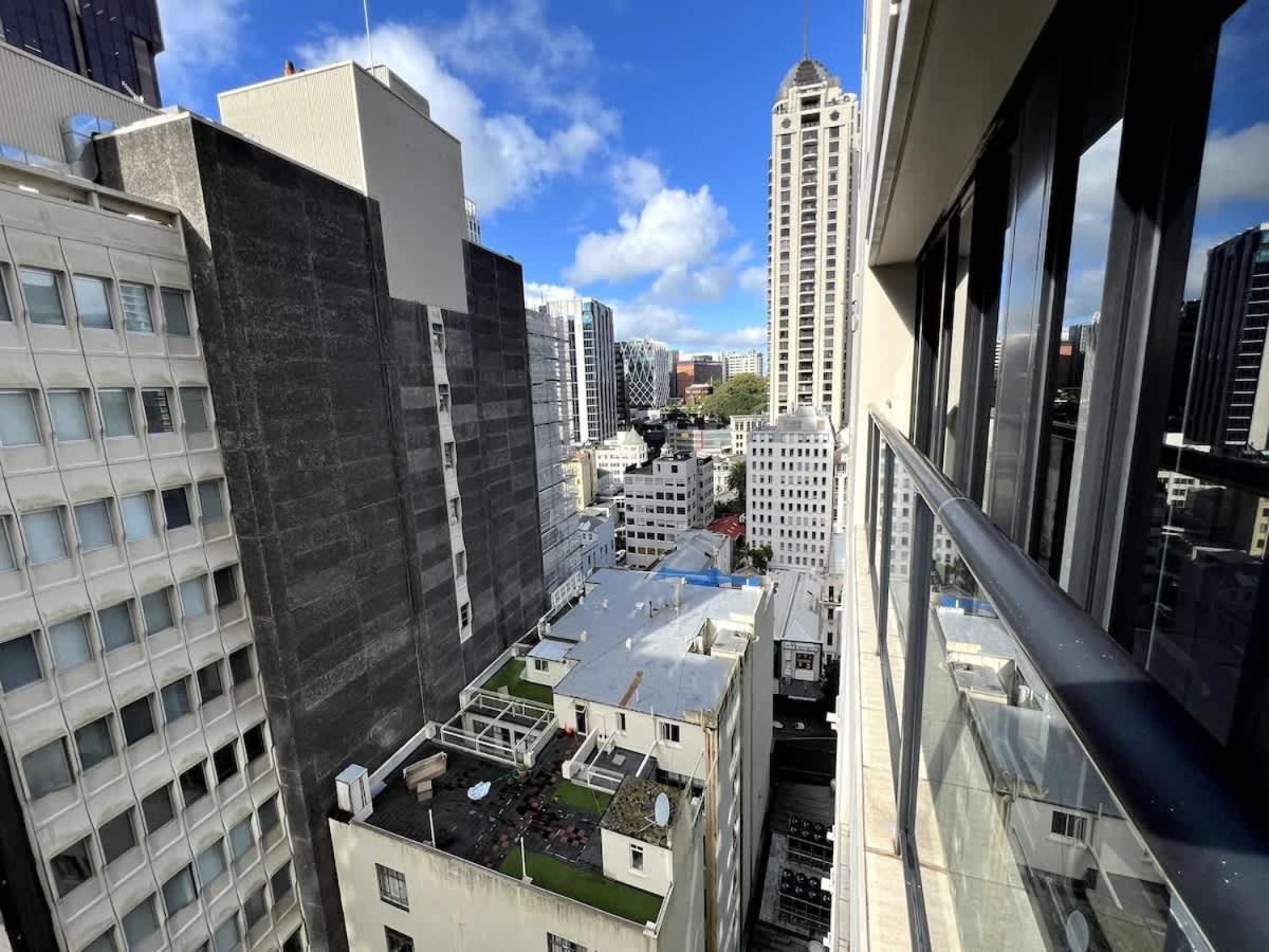 Highrise Studio Apartment W/ Ac, Pool & Gym In Auckland Cbd Bagian luar foto